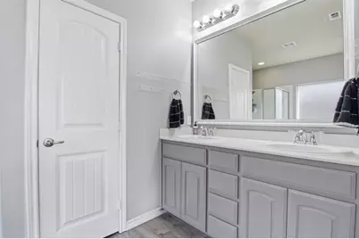 10928 Middleglen Road, Fort Worth, TX 76052 - Photo 20