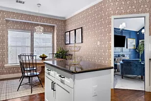 9427 Vista Cir, Irving, TX 75063 - Photo 6