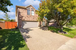 9427 Vista Cir, Irving, TX 75063 - Photo 1