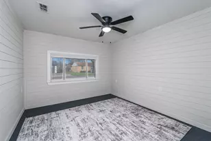 4916 Susan Lee Ln, North Richland Hills, TX 76180 - Photo 8