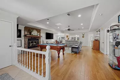 718 Kiowa Drive W, Lake Kiowa, TX 76240 - Photo 4