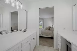 718 Kiowa Dr W, Lake Kiowa, TX 76240 - Photo 20