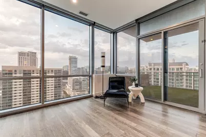 2200 Victory Avenue #2107, Dallas, TX 75219 - Photo 8