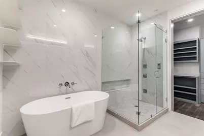 2200 Victory Avenue #2107, Dallas, TX 75219 - Photo 18