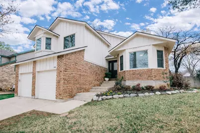 4410 Winding Creek Court, Arlington, TX 76016 - Photo 4