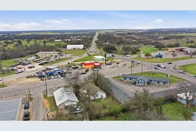 1102 Washington Street, Stephenville, TX 76401 - Photo 4