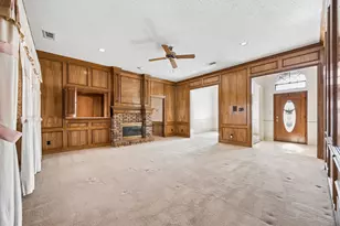 1213 Stonewall St, Garland, TX 75043 - Photo 10