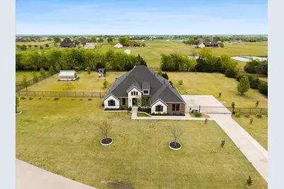 420 Silver Spur Trail, Rockwall, TX 75032 - Photo 2