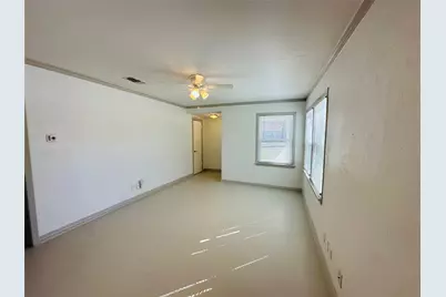 4801 Stephanie Drive, Haltom City, TX 76117 - Photo 8