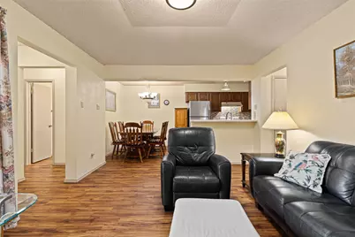 8521 Holly Street, Frisco, TX 75034 - Photo 4