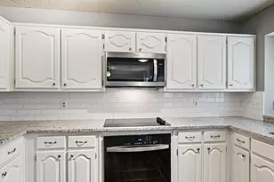 2047 Wanderlust Dr, Lewisville, TX 75067 - Photo 14