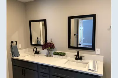 301 E 14th Avenue, Corsicana, TX 75110 - Photo 8