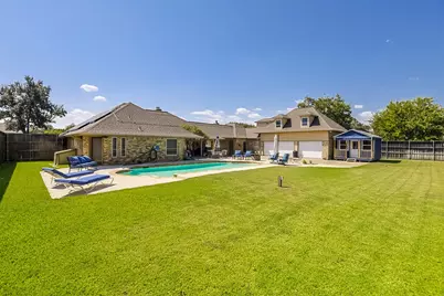 813 Shady Creek Drive, Kennedale, TX 76060 - Photo 32