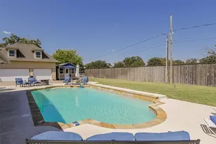 813 Shady Creek Dr, Kennedale, TX 76060 - Photo 20