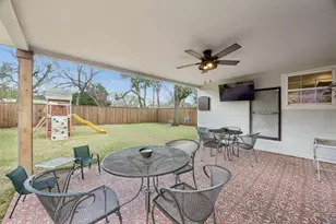 9422 Lenel Pl, Dallas, TX 75220 - Photo 26