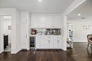 9422 Lenel Pl, Dallas, TX 75220 - Photo 8