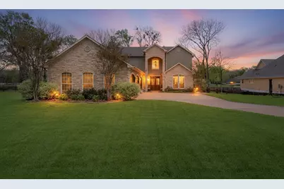 305 Canal Street, Corsicana, TX 75109 - Photo 1