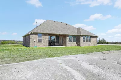 209 Basalt Lane, Reno, TX 76020 - Photo 4