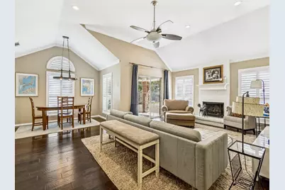 808 Canyon Valley Drive, McKinney, TX 75071 - Photo 10