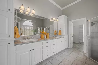 686 Cattlebaron Parc Drive, Fort Worth, TX 76108 - Photo 14