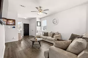 1329 Wentwood Dr, DeSoto, TX 75115 - Photo 4