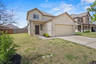 1329 Wentwood Dr, DeSoto, TX 75115 - Photo 2