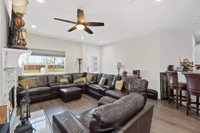 9309 Ronald Drive, Fort Worth, TX 76134 - Photo 4