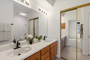 2151 Falcon Ridge Dr, Carrollton, TX 75010 - Photo 20