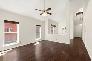 2151 Falcon Ridge Dr, Carrollton, TX 75010 - Photo 8