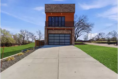 1402 Hutchins Avenue, Dallas, TX 75203 - Photo 1