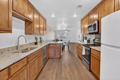 3008 Finley Street, Fort Worth, TX 76111 - Photo 8