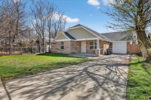 3008 Finley St, Fort Worth, TX 76111 - Photo 2