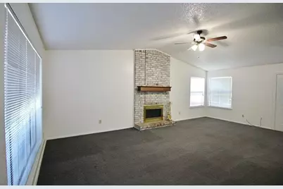 1019 Cedar Run Drive, Duncanville, TX 75137 - Photo 2