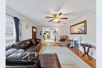 2153 W Lotus Avenue, Fort Worth, TX 76111 - Photo 6