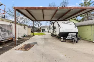 2153 W Lotus Ave, Fort Worth, TX 76111 - Photo 30