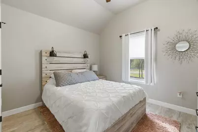 806 Colorado River Drive, Granbury, TX 76048 - Photo 24
