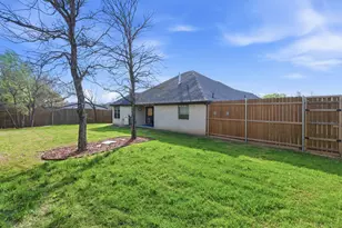806 Colorado River Dr, Granbury, TX 76048 - Photo 30