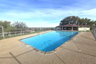 806 Colorado River Dr, Granbury, TX 76048 - Photo 32