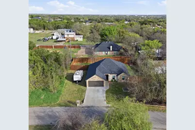 806 Colorado River Drive, Granbury, TX 76048 - Photo 32