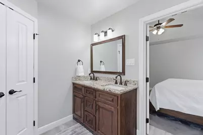 806 Colorado River Drive, Granbury, TX 76048 - Photo 16