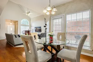 18719 Riverstone Ct, Dallas, TX 75252 - Photo 6