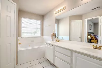 18719 Riverstone Court, Dallas, TX 75252 - Photo 16