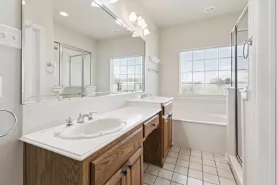 1062 Savannah Lane, Oak Ridge, TX 75142 - Photo 28