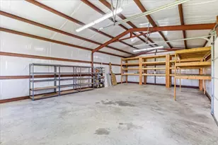 1062 Savannah Ln, Oak Ridge, TX 75142 - Photo 36