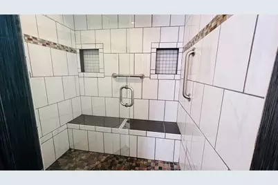 2405 Donna Drive, Grand Prairie, TX 75051 - Photo 12