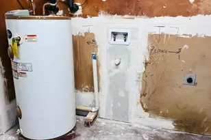 2405 Donna Dr, Grand Prairie, TX 75051 - Photo 18