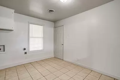 109 NE Cindy Lane, Burleson, TX 76028 - Photo 8