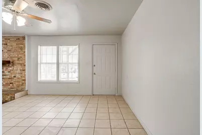 109 NE Cindy Lane, Burleson, TX 76028 - Photo 4