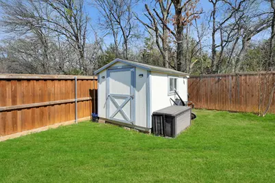 9401 Glen Falls Lane, Denton, TX 76210 - Photo 10