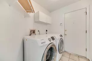 2031 Lansdown Dr, Carrollton, TX 75010 - Photo 10